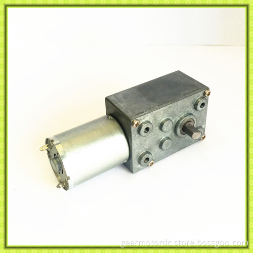 High precise 15kg.cm torque long working cycle 150rpm 12v dc right angle gear motor
